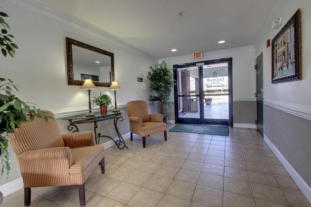 Intown Suites Extended Stay Greensboro Nc - Airport Kültér fotó